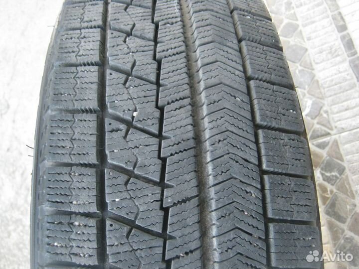 Зимняя резина185/65/15 bridgestone blizzak VRX