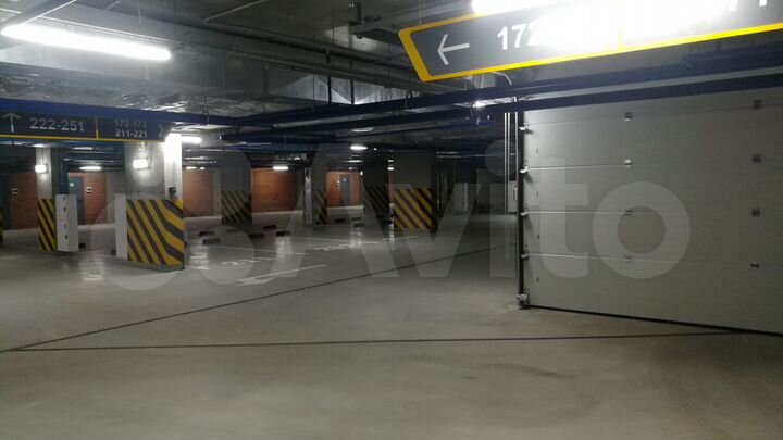 Машиноместо, 13 м²
