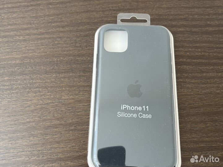 Чехол iPhone 11