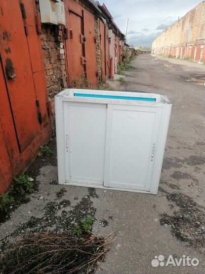 Алюминовый шкафчик бу