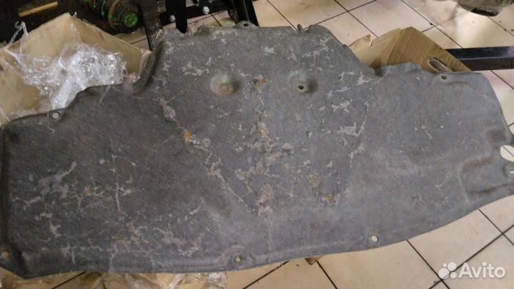 Обшивка капота Infiniti FX, 2007