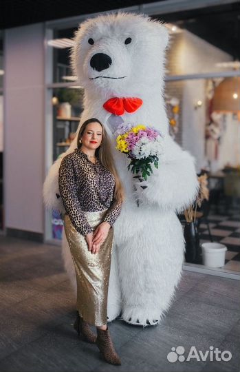 Поздравление от белого мишки