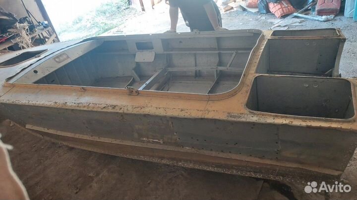 Моторная лодка Прогресс