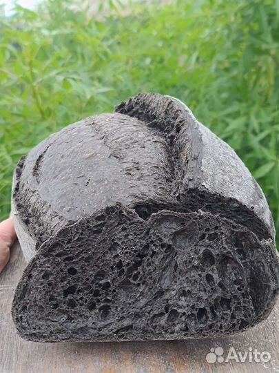 Чёрный хлеб тартин на живой закваске