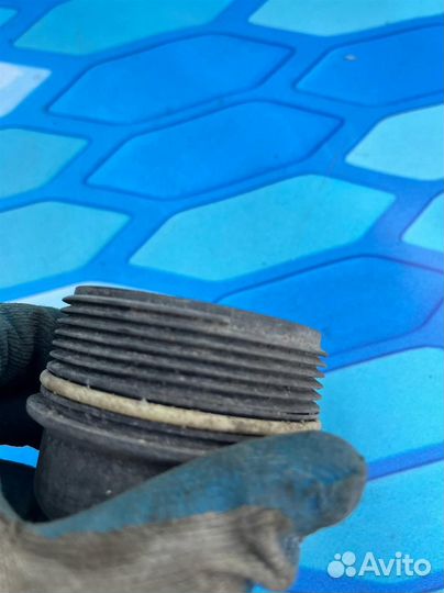 Крышка масляного фильтра 6740217339