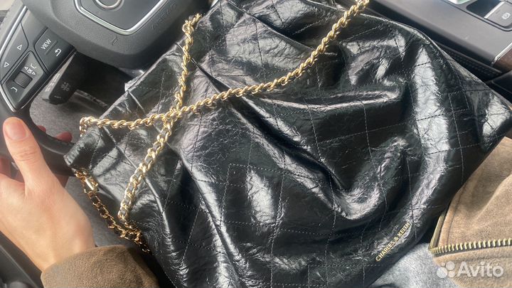 Сумка chrles & keith