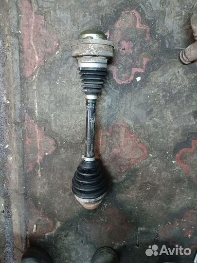 Привод левый Skoda Octavia A5 RS