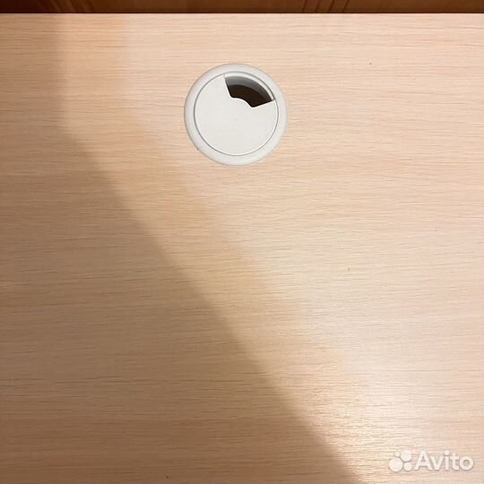 Компьютерный письменный стол для школы