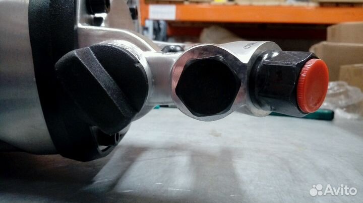 Гайковерт грузовой пневматический 4200Нм