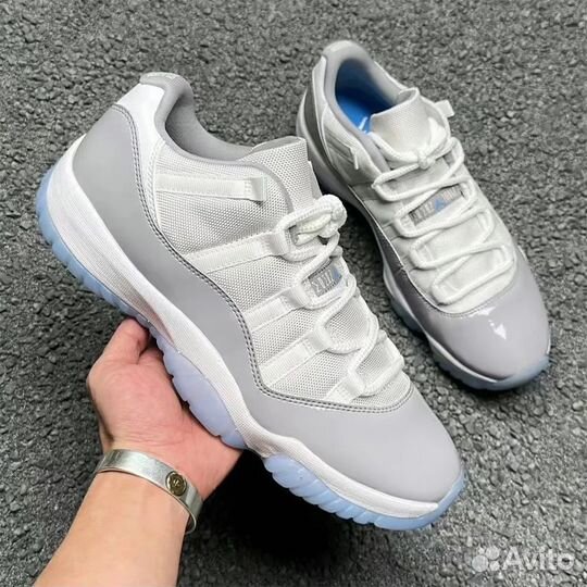 Air Jordan 11 Low 