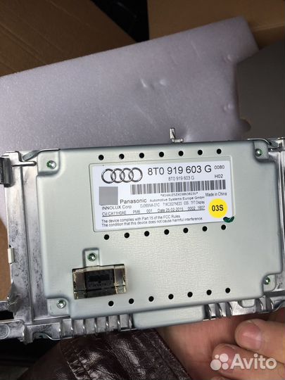 Магнитол на Ауди Q5 оргинал