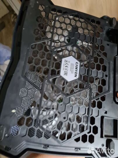 Охлаждающая подставка для ноутбука