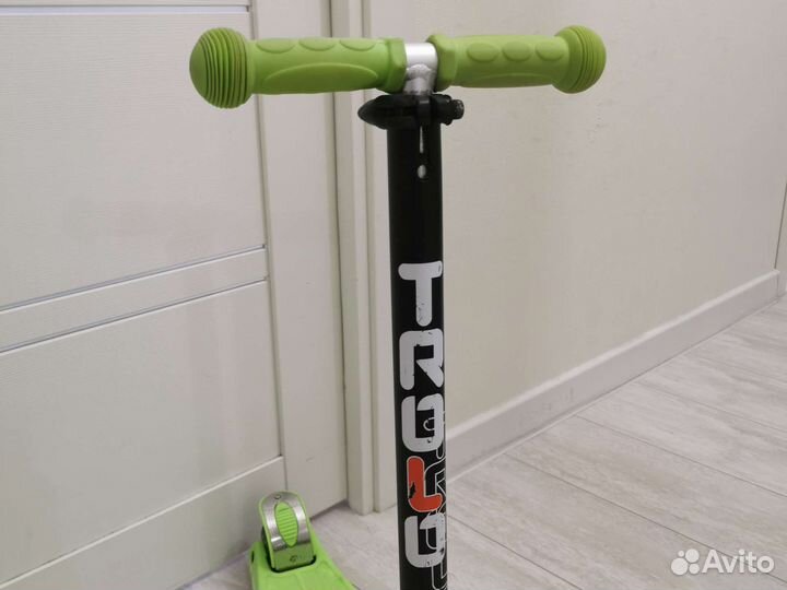 Самокат детский trolo
