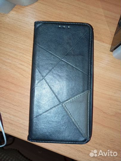Кожаный чехол на Honor 10i