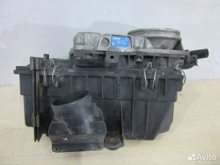 Расходомер воздуха (массметр) Passat B3