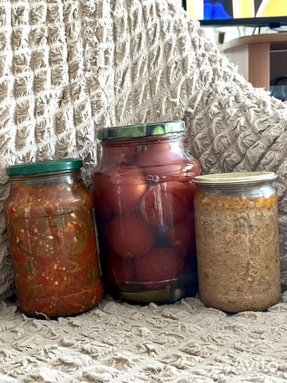 Соленья домашние. Огурцы, помидоры, икра и тд