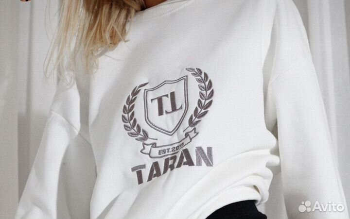 Брендирование одежды. Машинная вышивка. Шевроны