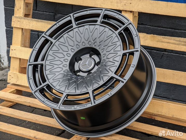 Кованые диски GT Forged R23 на Mercedes G -class