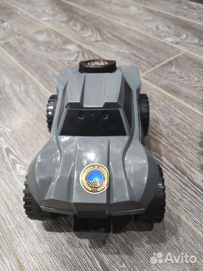 Машинка внедорожник