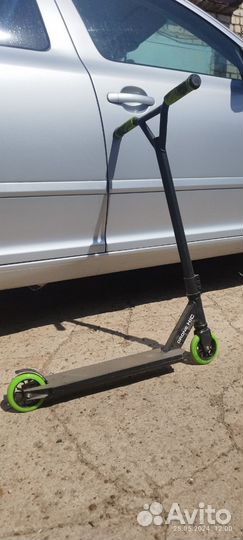 Трюковой самокат