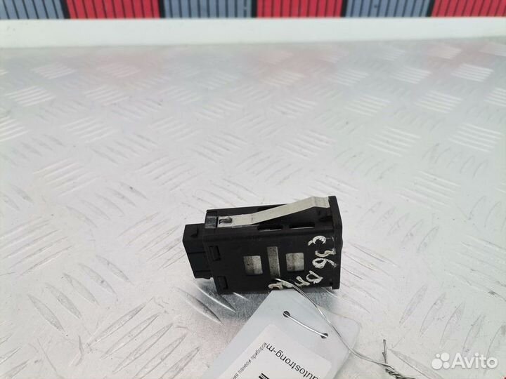 Кнопка освещения панели приборов BMW 3 E36 1995