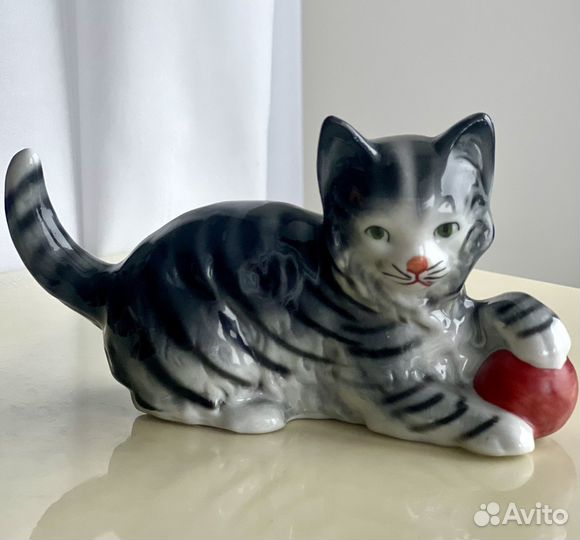 Фарфор Статуэтка Котик Кошечка