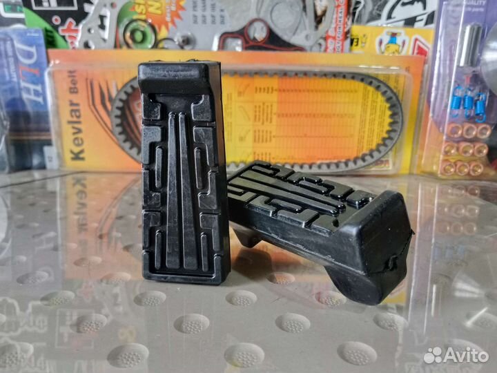 Подножки водителя на мотоцикл