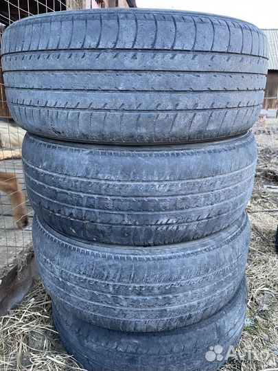 Yokohama BluEarth E70 215/55 R17