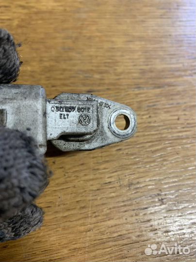 Датчик положения распредвала VW Touareg