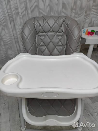 Стульчик для кормления babyton