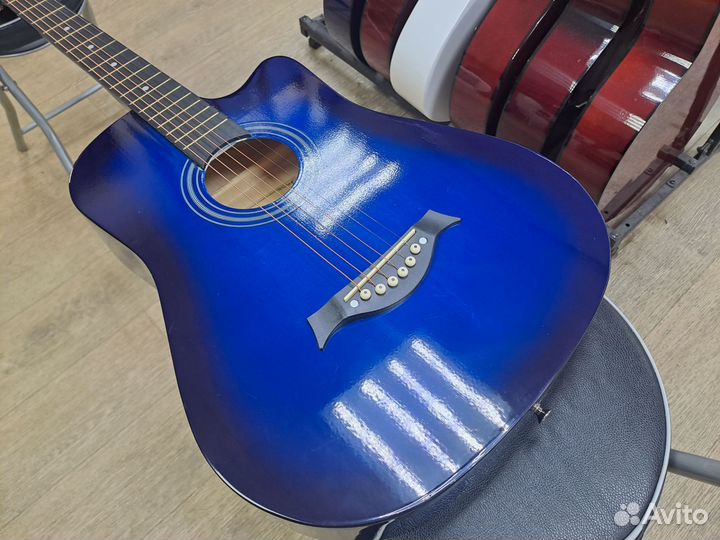 Гитара акустическая синяя Belucci
