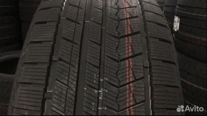 Arivo Winmaster ARW2 275/45 R20 110H