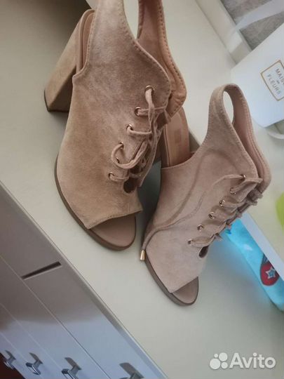 Туфли женские
