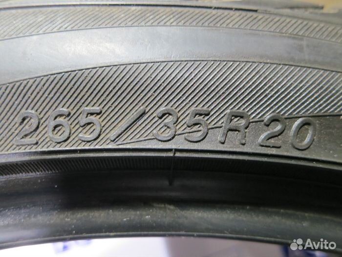 Yokohama Advan Sport V103 265/35 R20 102M