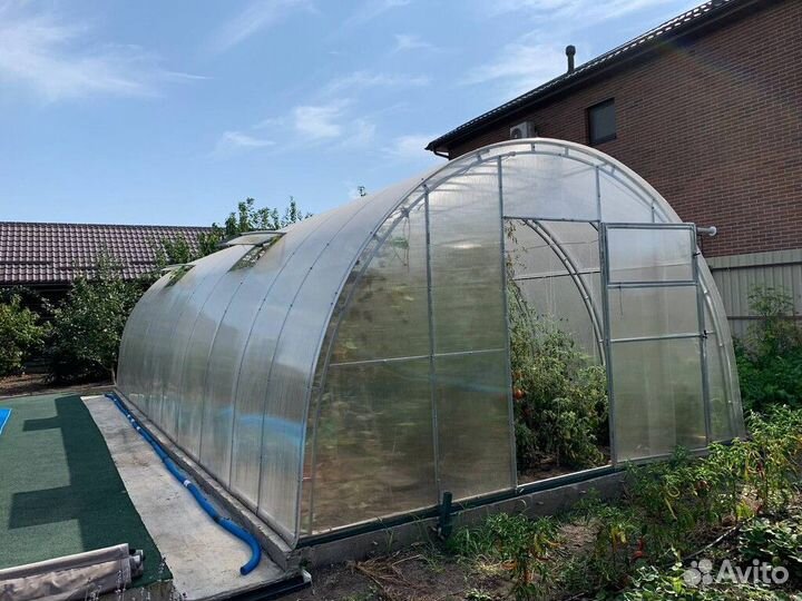 Теплицы арочные и прямостенные от завода