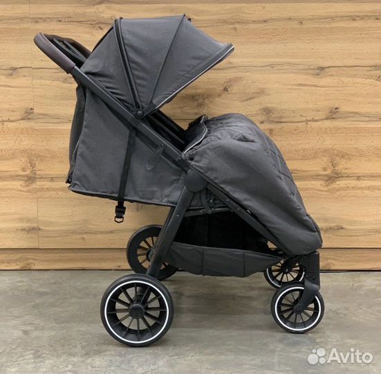 Коляска для двойни погодок