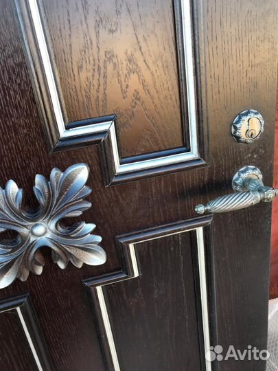 Двери массив дерева с декором (Италия) б/у в отл с