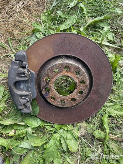 Тормозные диски с супортами audi a6 c5