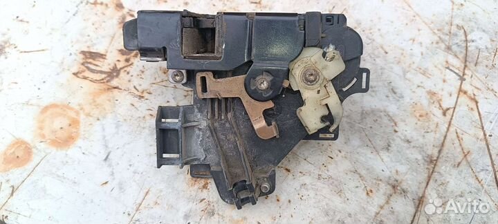 Замок двери фольксваген гольф 4