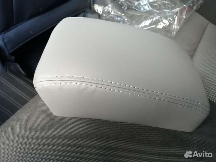 Крышка подлокотника chevrolet lacetti