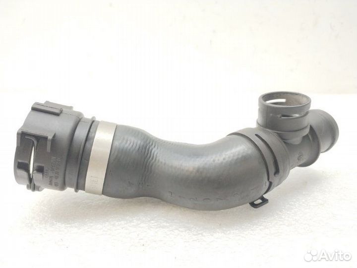 Патрубок системы охлаждения Volkswagen Tiguan 1