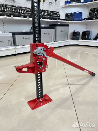 Домкрат реечный 3 тонны 120 см хайджэк