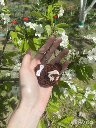 Вязанный брелок мишка