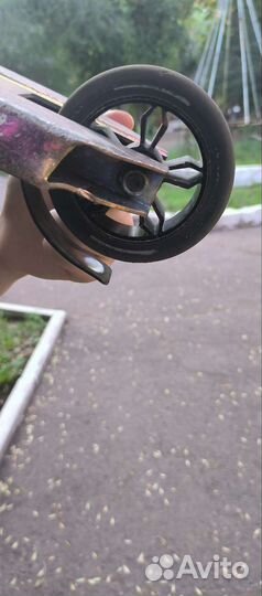 Трюковой самокат Novatrack Replay