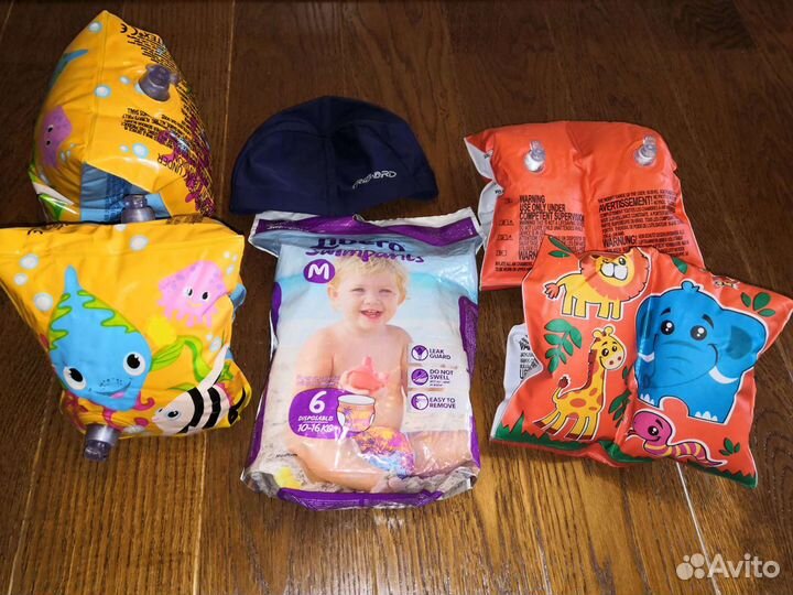 Трусики Libero 6,шапочка,нарукавники для плавания