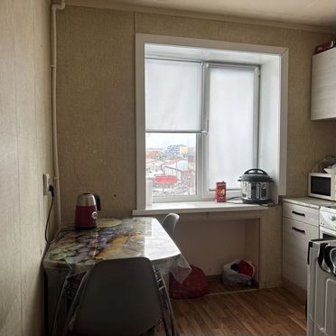 2-к. квартира, 42 м², 3/4 эт.
