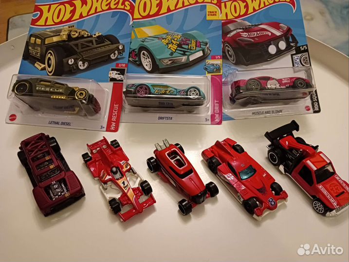 Hot wheels машинки 1:64