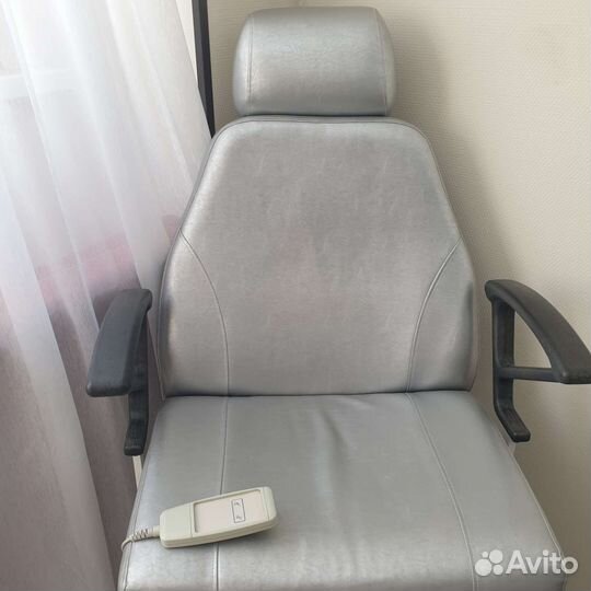 Педикюрное кресло с электроприводом бу