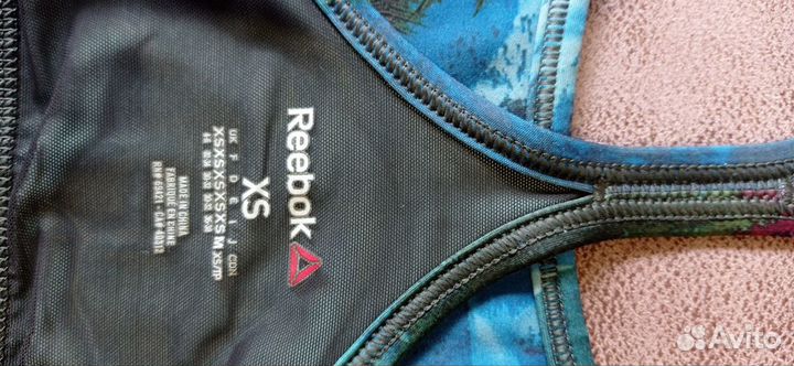 Спортивный топ reebok xs