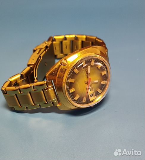 Наручные часы Чайка (2628н)